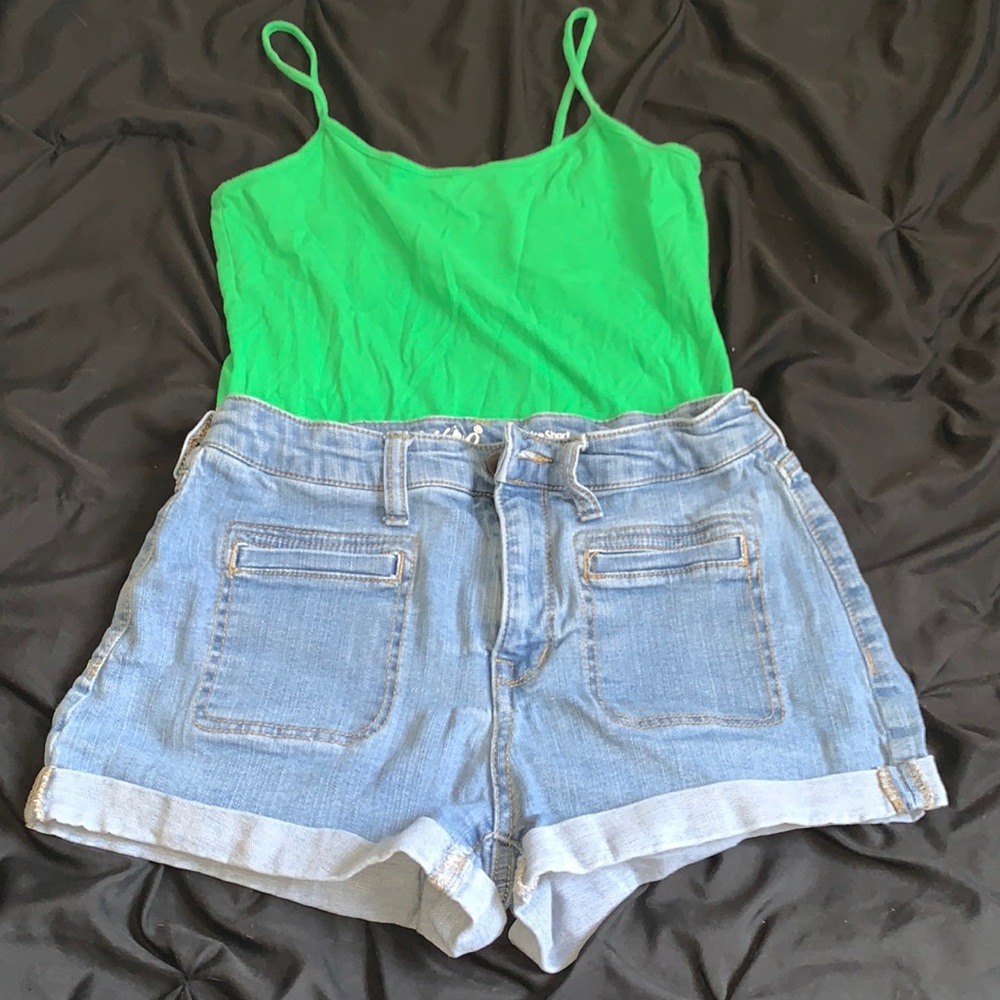 Green tank top and jean shorts :)